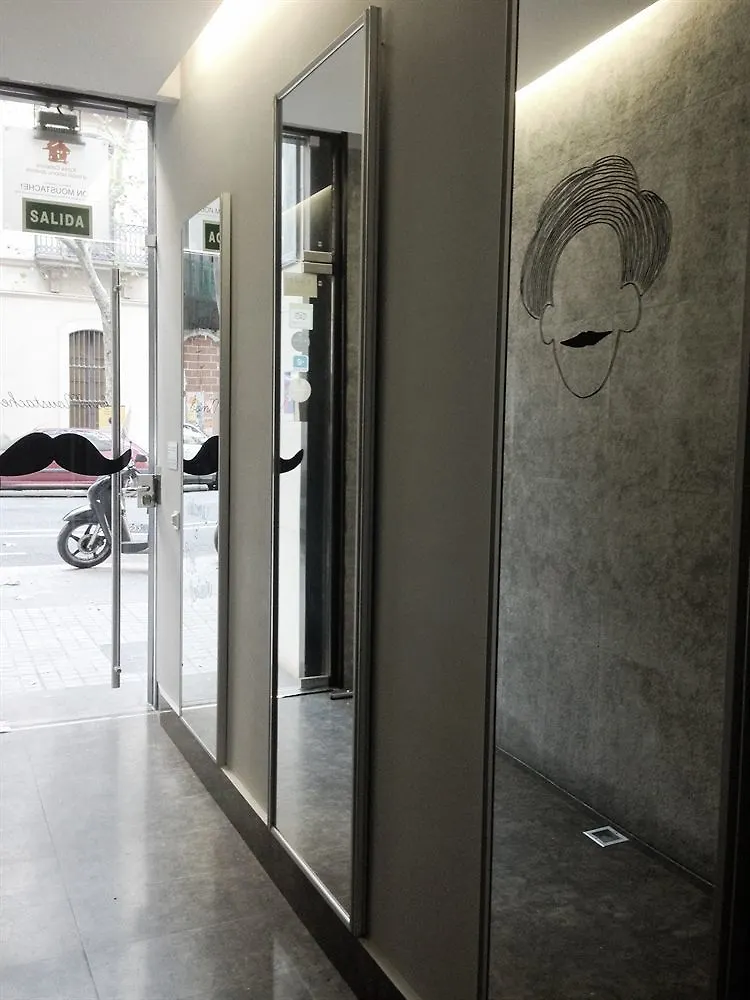 Don Moustache Boutique Hostel Barcelona