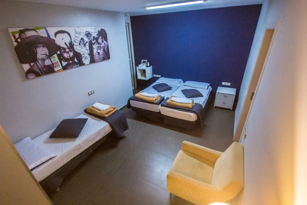 Don Moustache Boutique Hostel Barcelona
