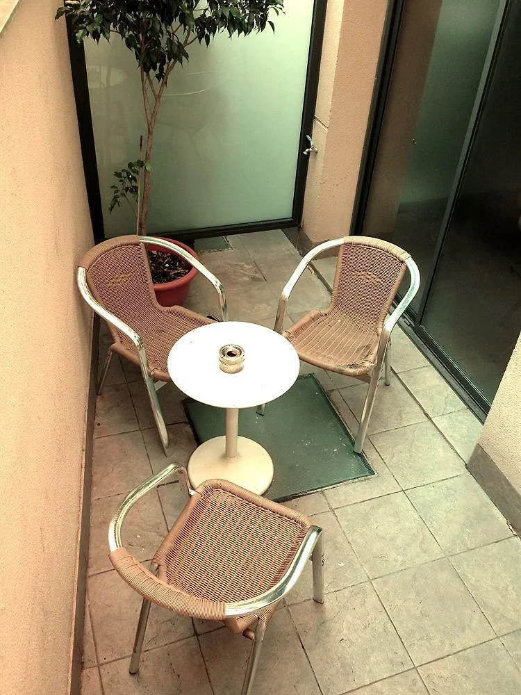 Don Moustache Boutique Hostel Барселона Испания