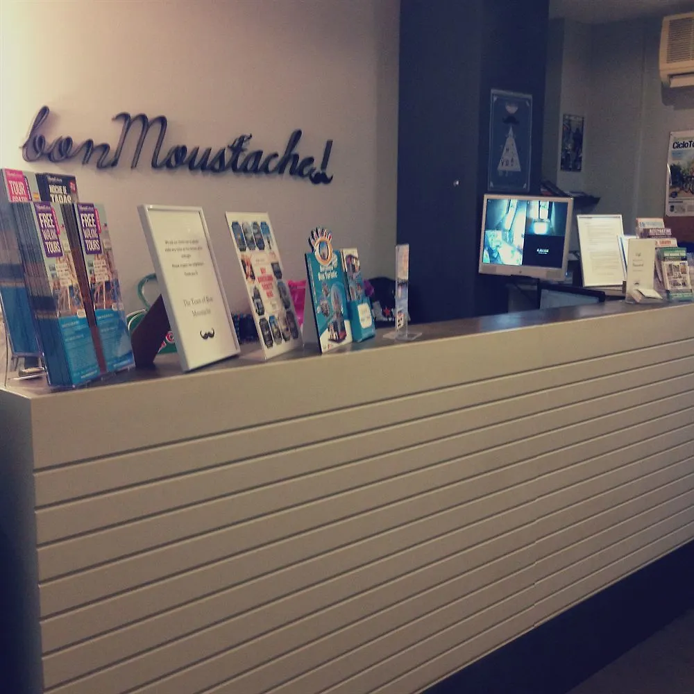 Don Moustache Boutique Hostel Барселона Испания
