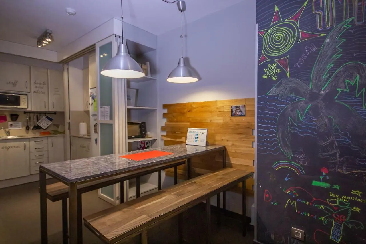 Don Moustache Boutique Hostel Барселона Испания