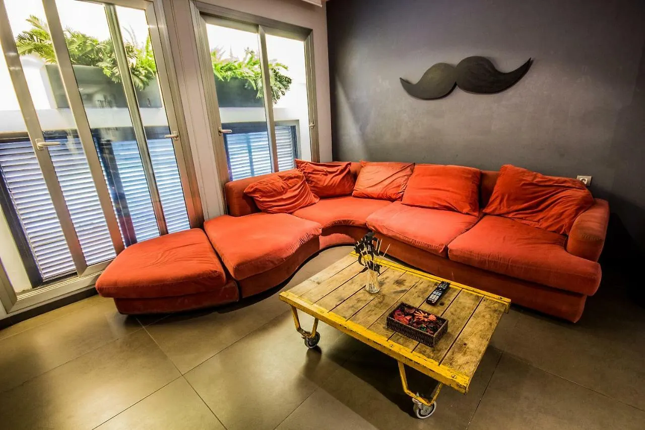 Don Moustache Boutique Hostel Барселона